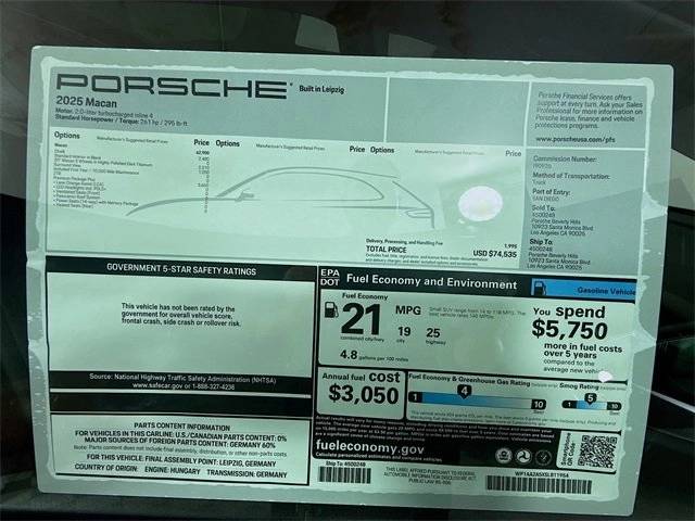 2025 Porsche Macan Base