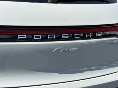 2025 Porsche Macan Base