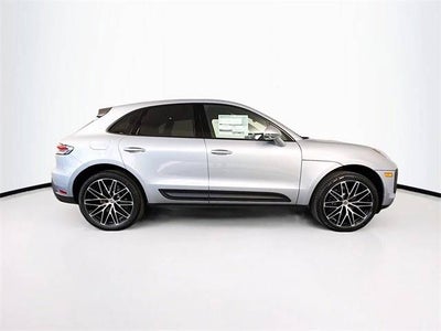 2025 Porsche Macan Base