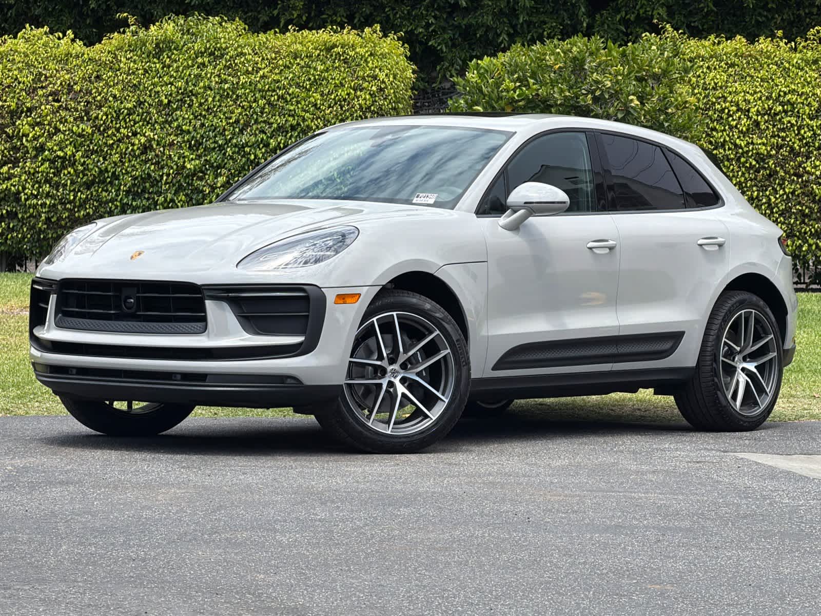 2025 Porsche Macan Macan