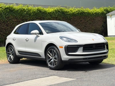 2025 Porsche Macan Macan