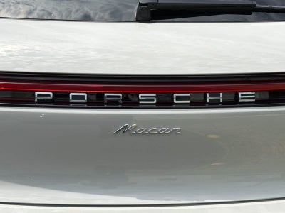 2025 Porsche Macan Macan