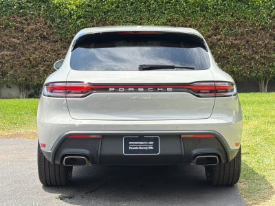 2025 Porsche Macan Macan