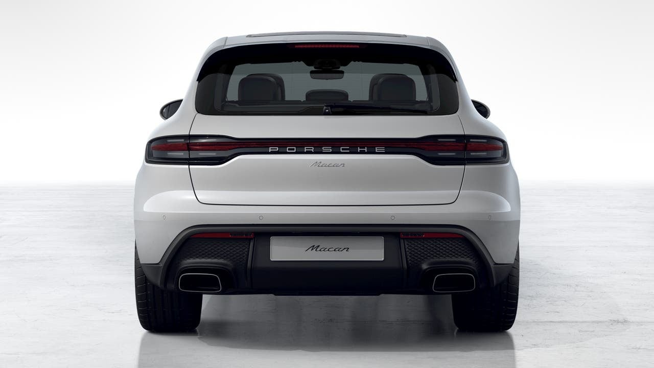 2025 Porsche Macan Base