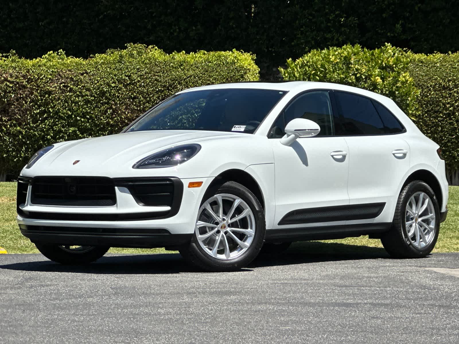 2025 Porsche Macan Macan