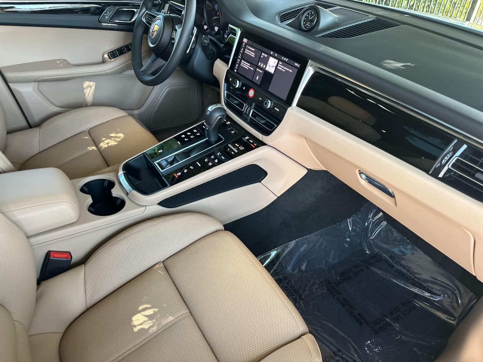 2025 Porsche Macan Macan