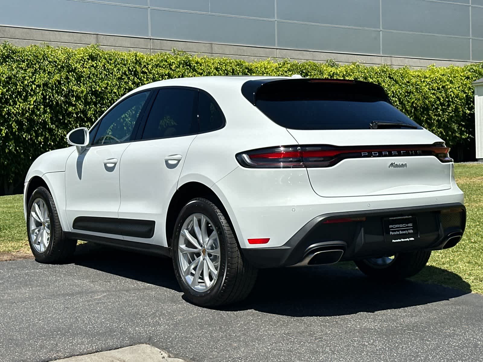 2025 Porsche Macan Macan