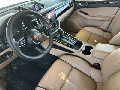 2025 Porsche Macan Macan