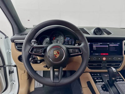 2025 Porsche Macan Base