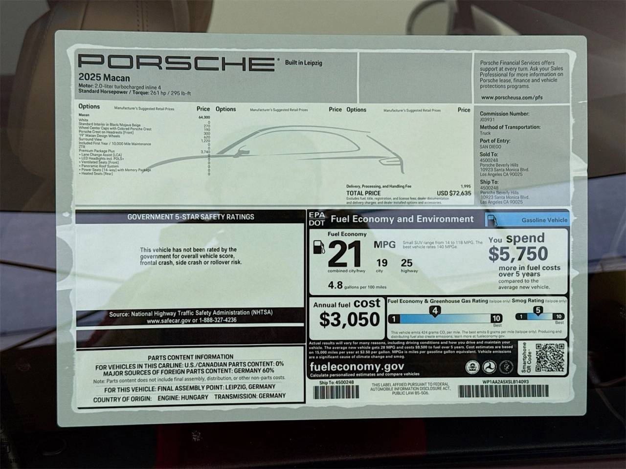2025 Porsche Macan Base