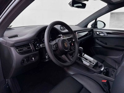 2025 Porsche Macan AWD