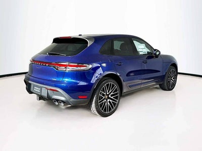 2026 Porsche Macan AWD