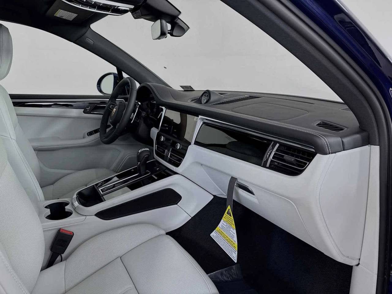 2026 Porsche Macan Macan T
