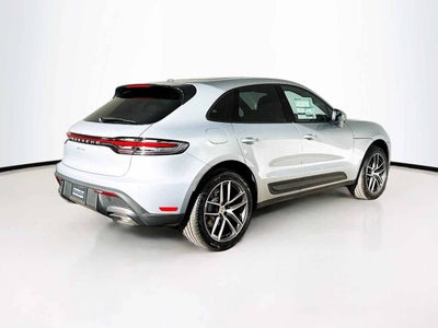 2026 Porsche Macan AWD