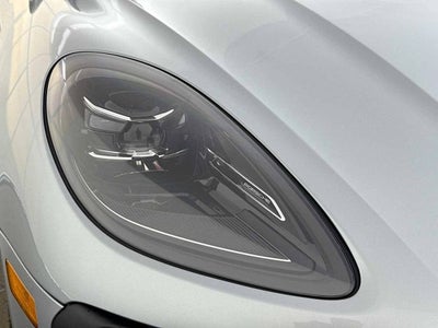 2026 Porsche Macan Macan