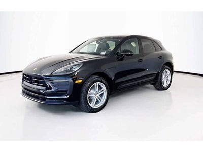 2026 Porsche Macan AWD