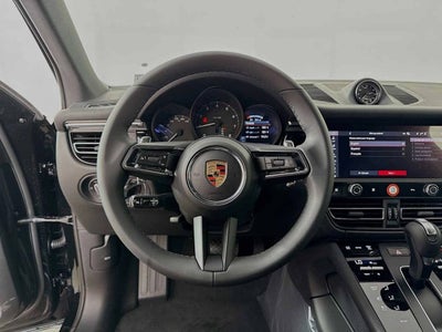 2026 Porsche Macan AWD