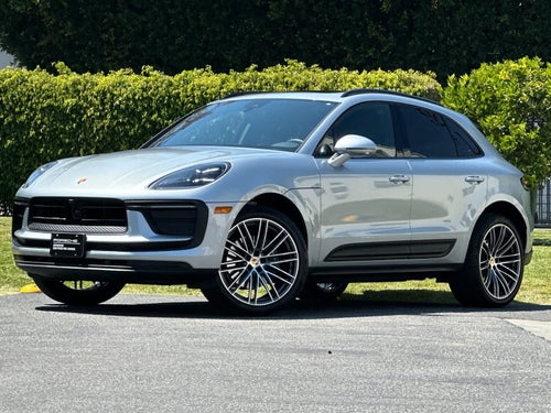 2026 Porsche Macan Base