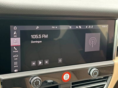 2026 Porsche Macan AWD