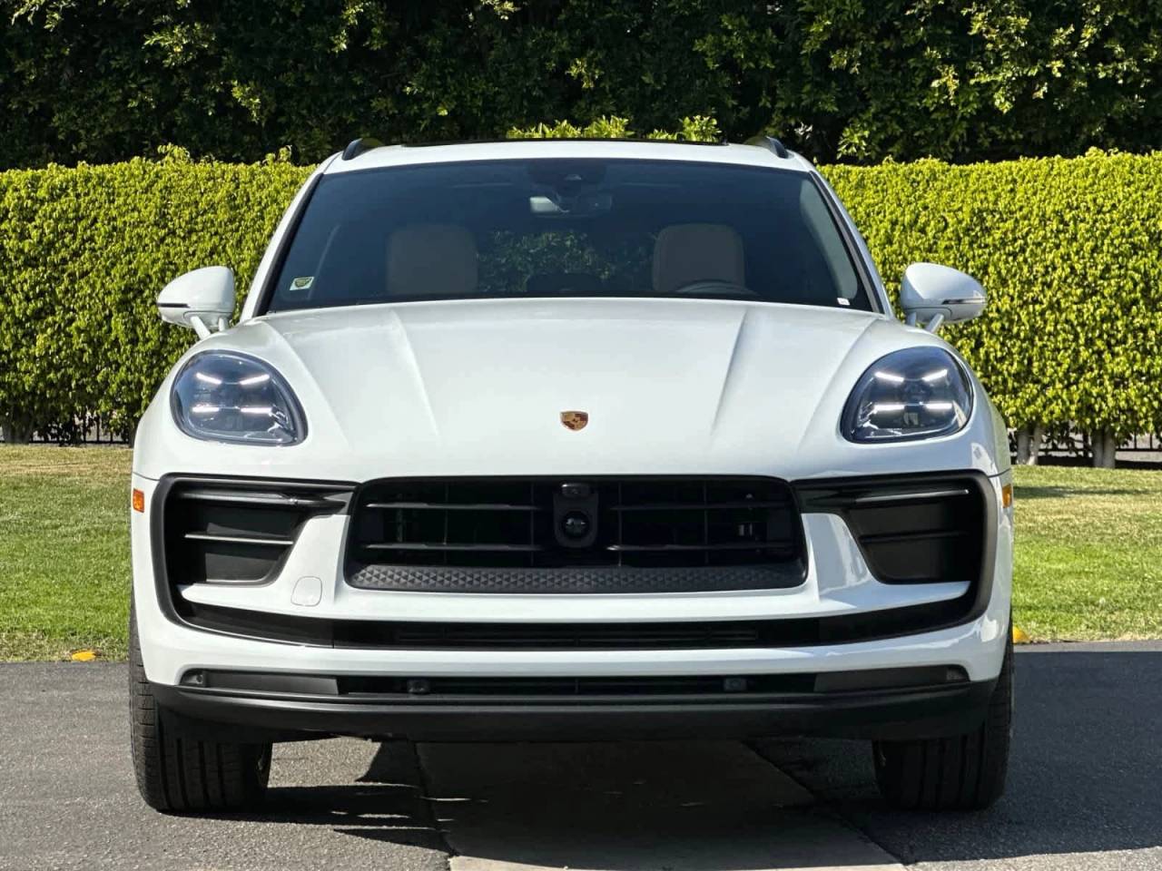 2026 Porsche Macan AWD