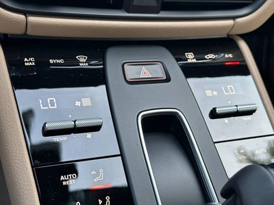 2026 Porsche Macan AWD