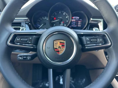 2026 Porsche Macan AWD