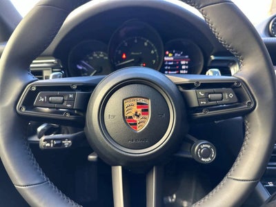 2026 Porsche Macan AWD