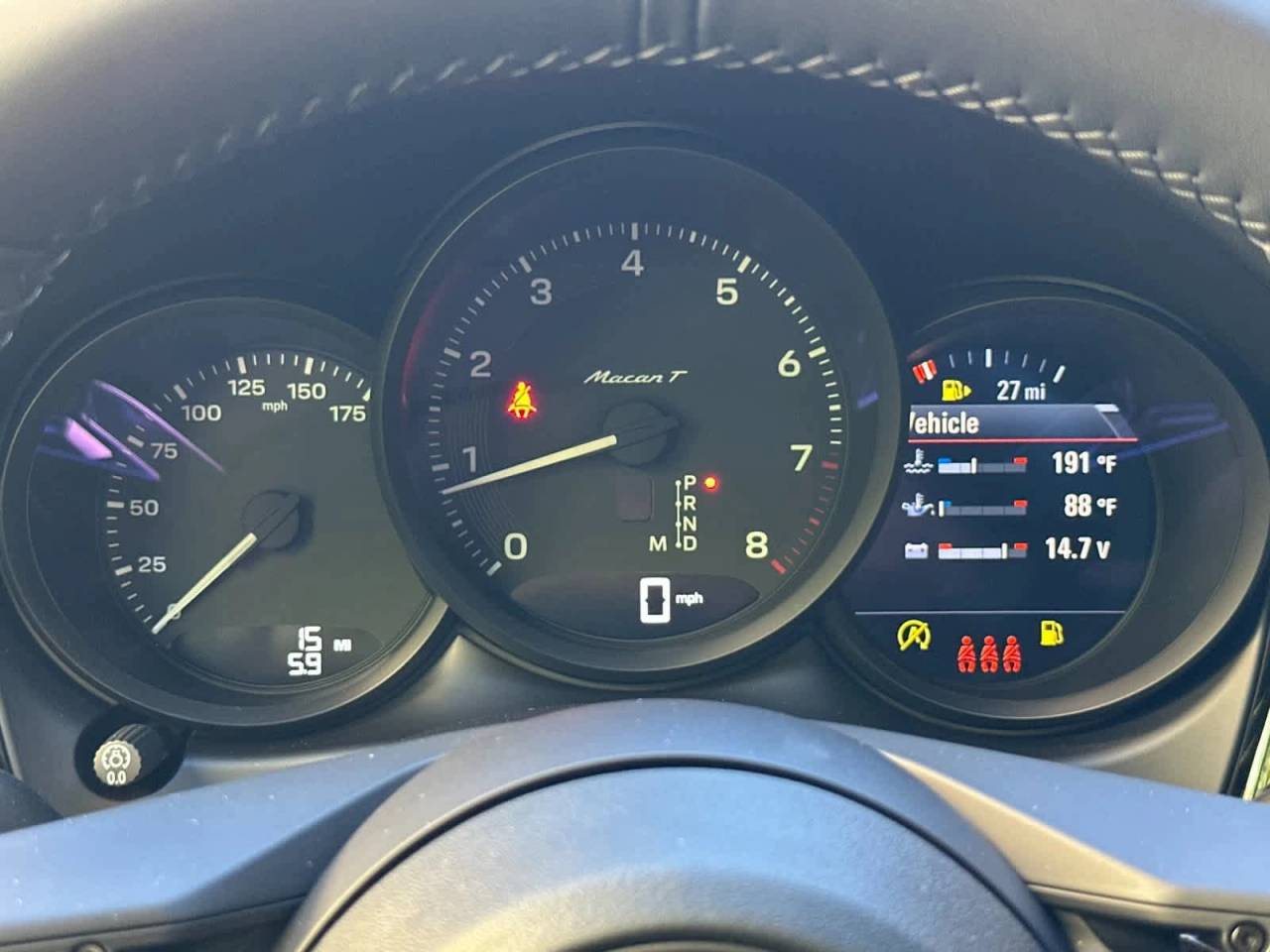 2026 Porsche Macan AWD