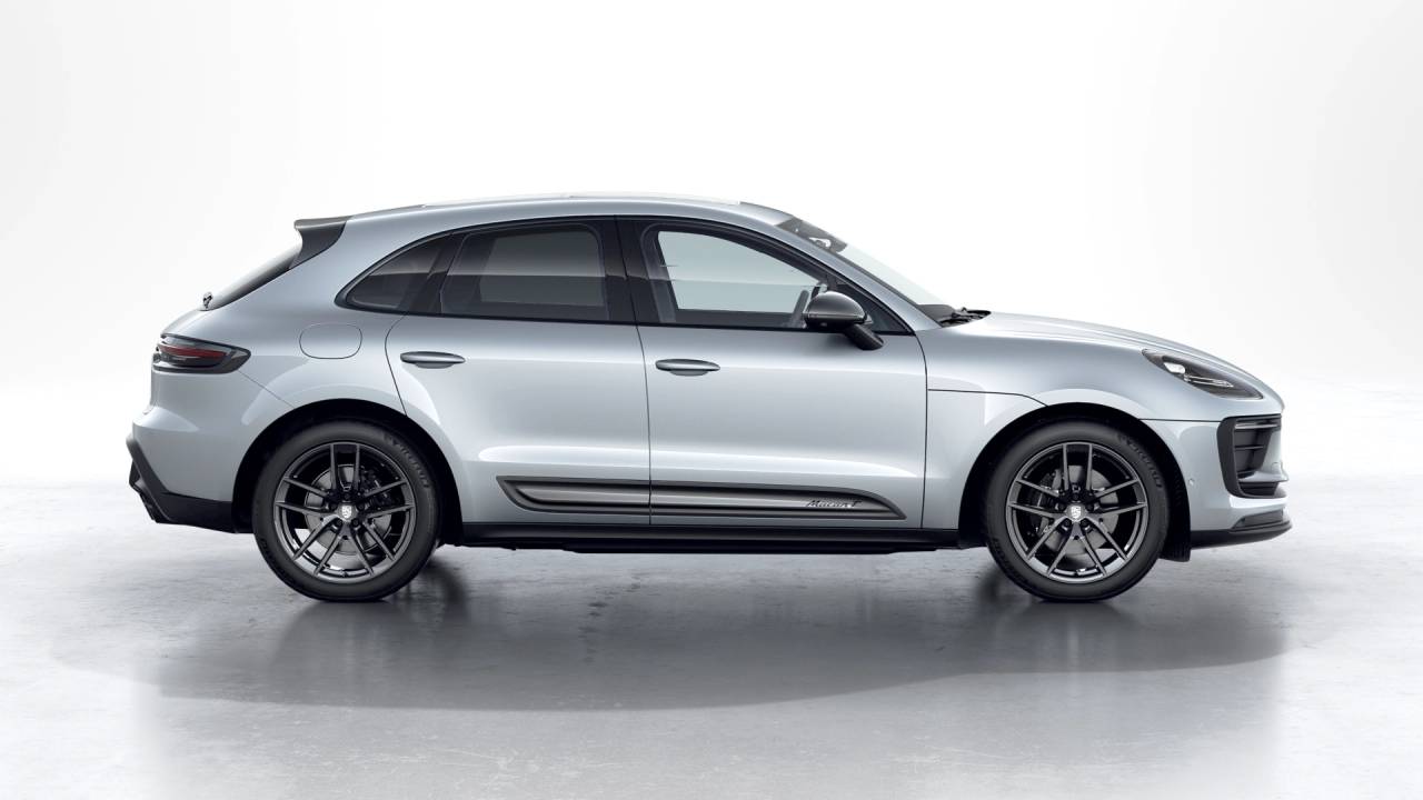 2026 Porsche Macan AWD