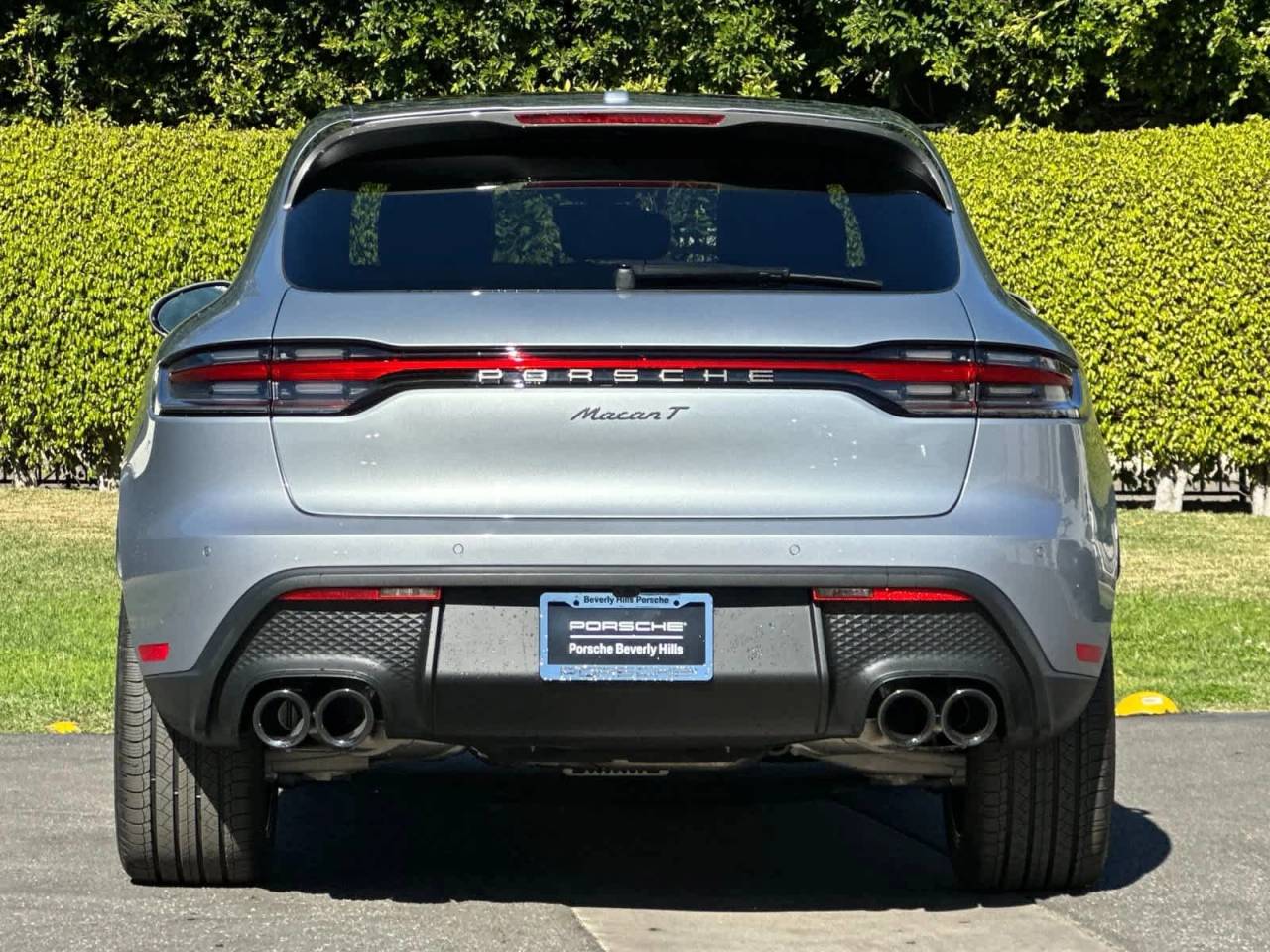 2026 Porsche Macan AWD