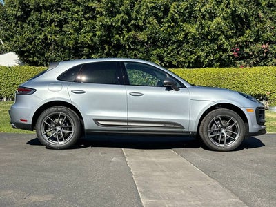 2026 Porsche Macan AWD