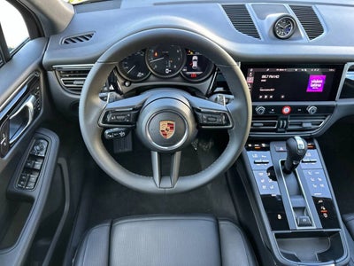 2026 Porsche Macan AWD