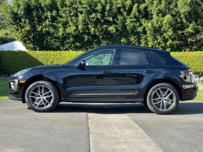 2026 Porsche Macan AWD