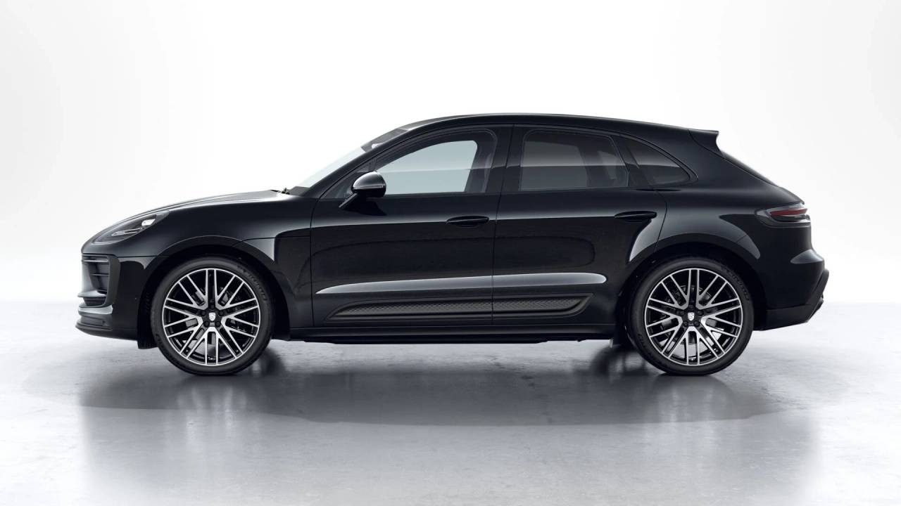 2026 Porsche Macan AWD