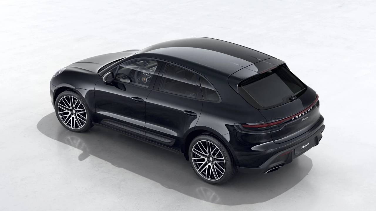 2026 Porsche Macan AWD