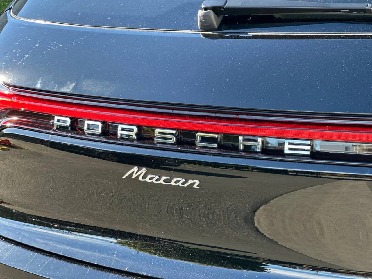 2026 Porsche Macan Base