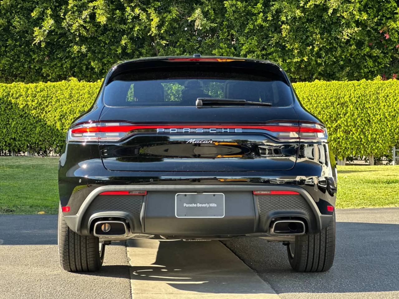 2026 Porsche Macan Base