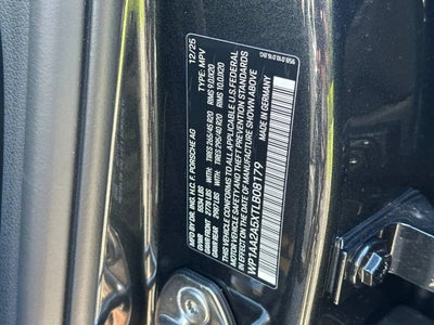 2026 Porsche Macan Base