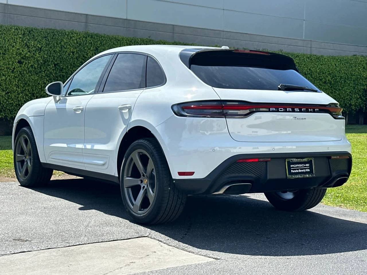 2026 Porsche Macan Base