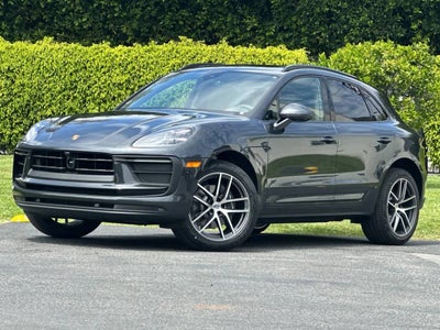 2026 Porsche Macan Base