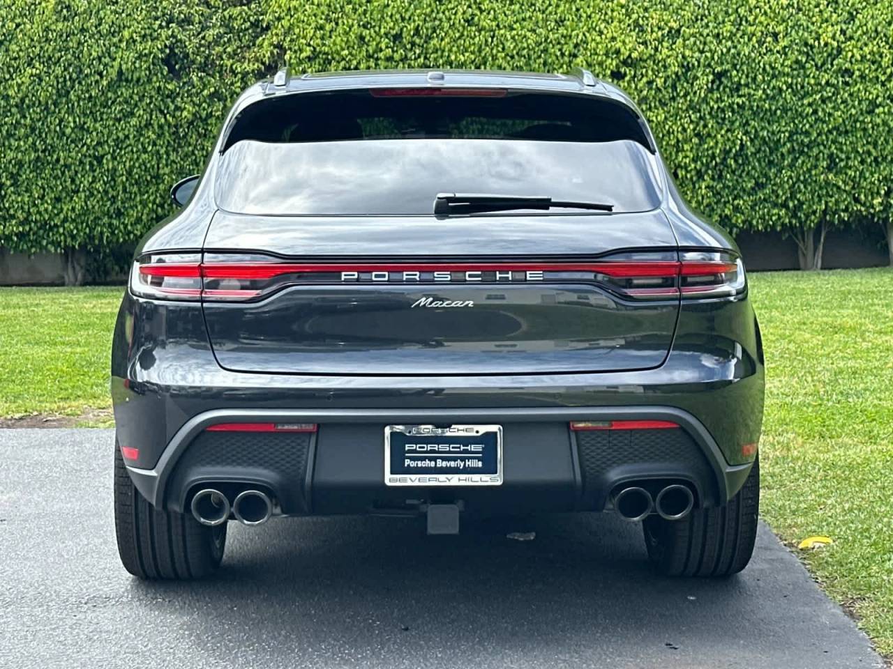 2026 Porsche Macan Base