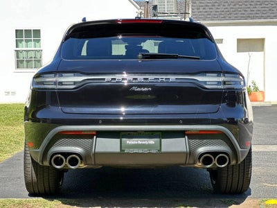 2026 Porsche Macan Base