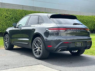 2026 Porsche Macan Base