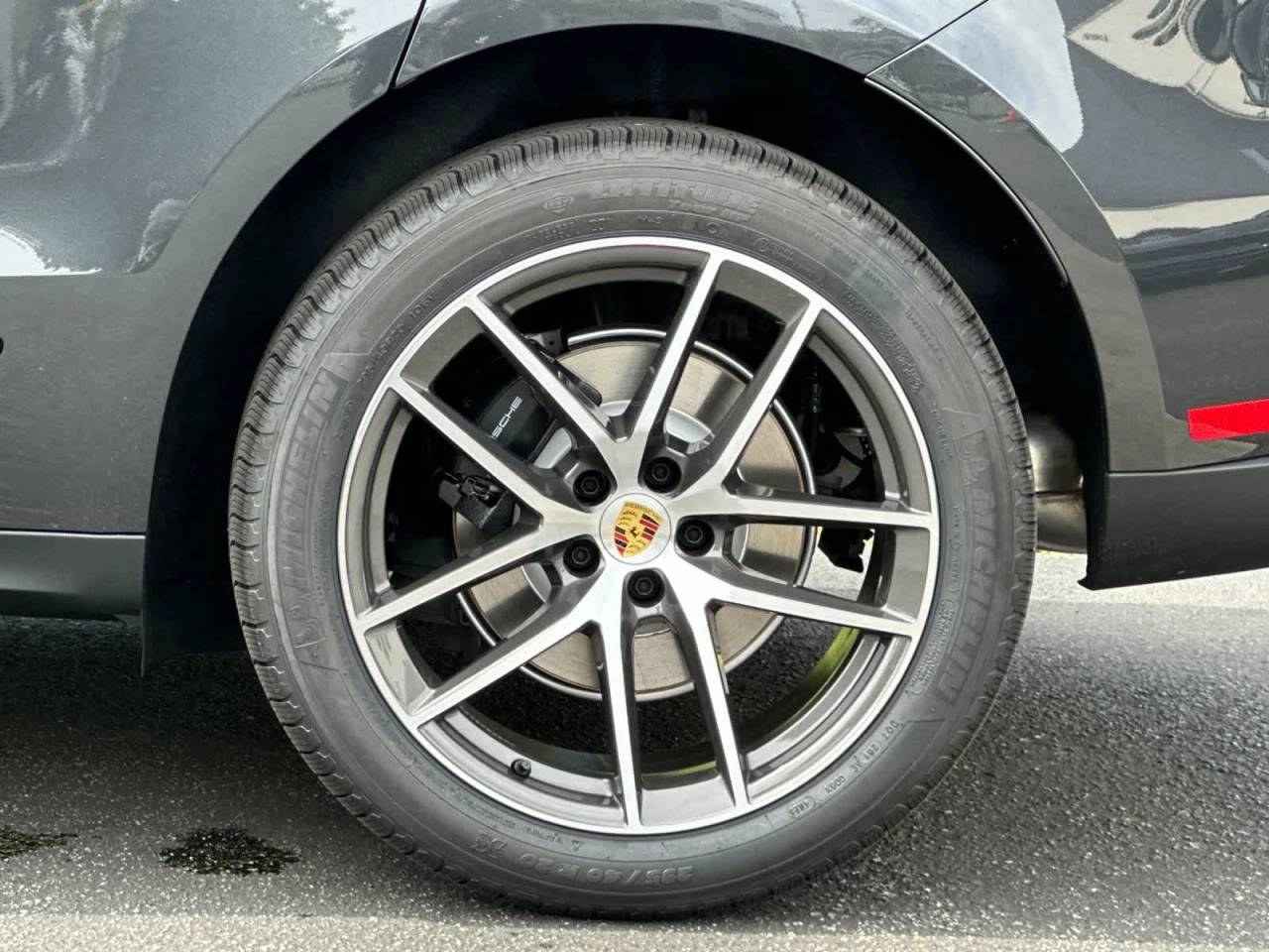 2026 Porsche Macan Base