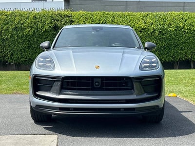 2026 Porsche Macan T