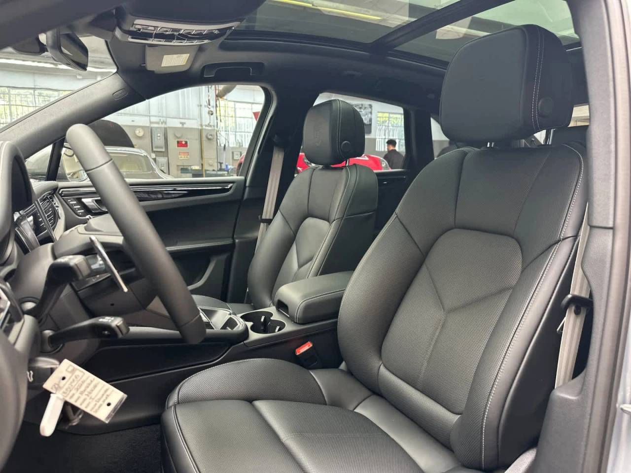 2026 Porsche Macan T