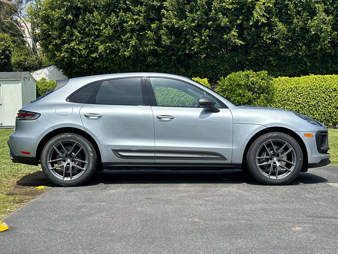 2026 Porsche Macan T