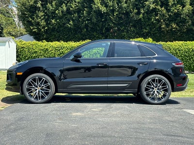 2026 Porsche Macan Base