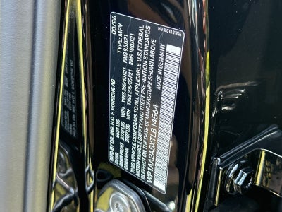 2026 Porsche Macan Base