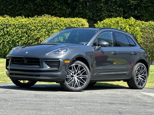 2026 Porsche Macan Base